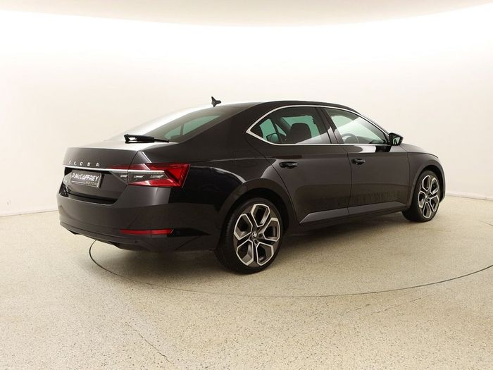 Skoda Superb 2021