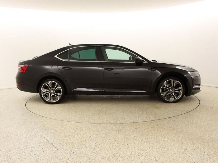 Skoda Superb 2021