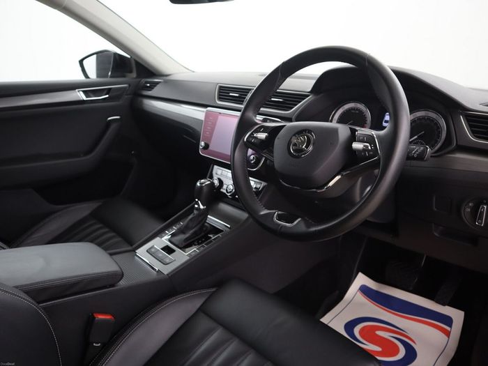 Skoda Superb 2021