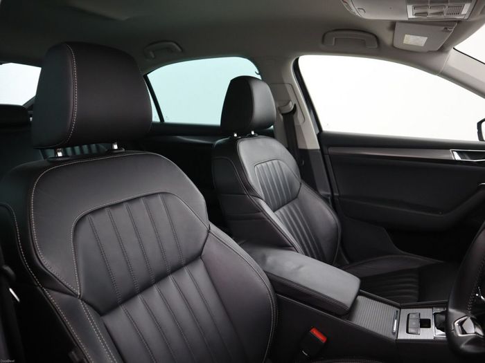 Skoda Superb 2021