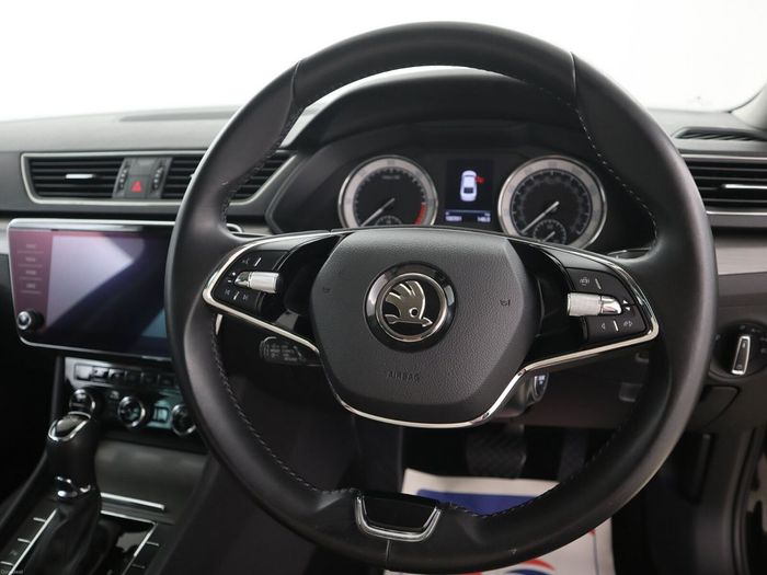 Skoda Superb 2021
