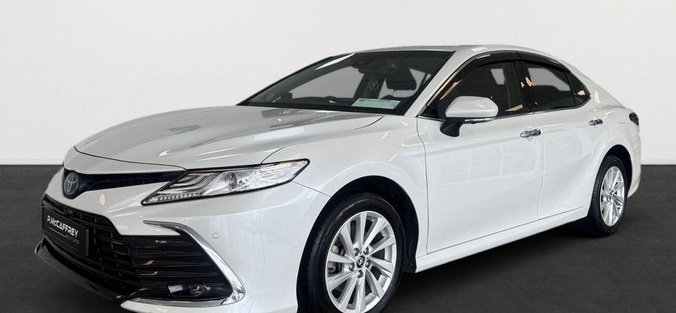 Toyota Camry 2021