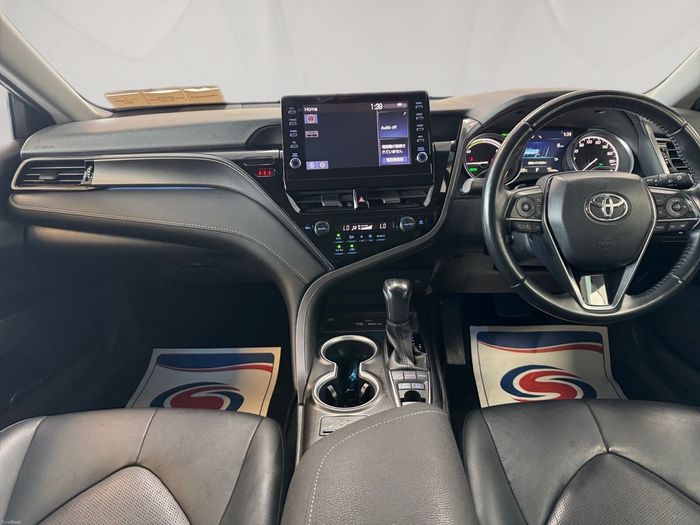 Toyota Camry 2021