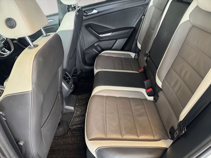 Volkswagen T-Roc 2021