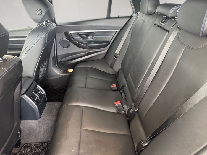 BMW 3 Series 2018