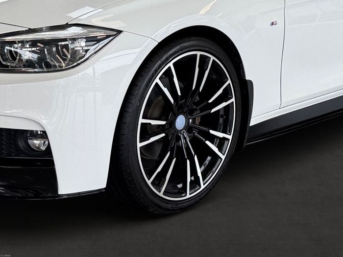 BMW 3 Series 2017