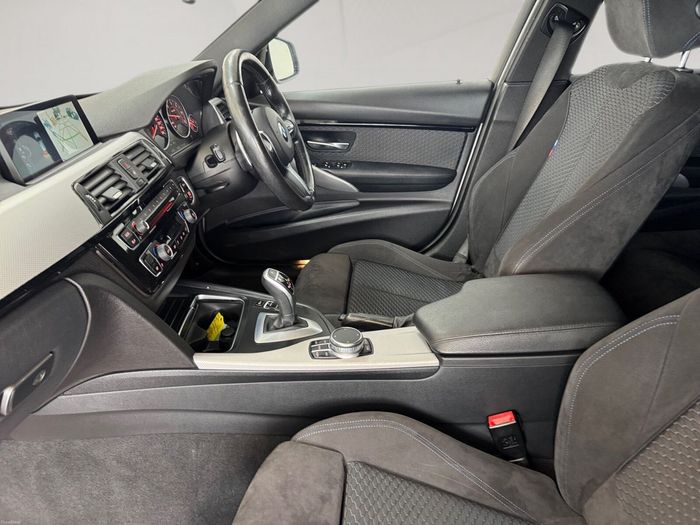 BMW 3 Series 2017