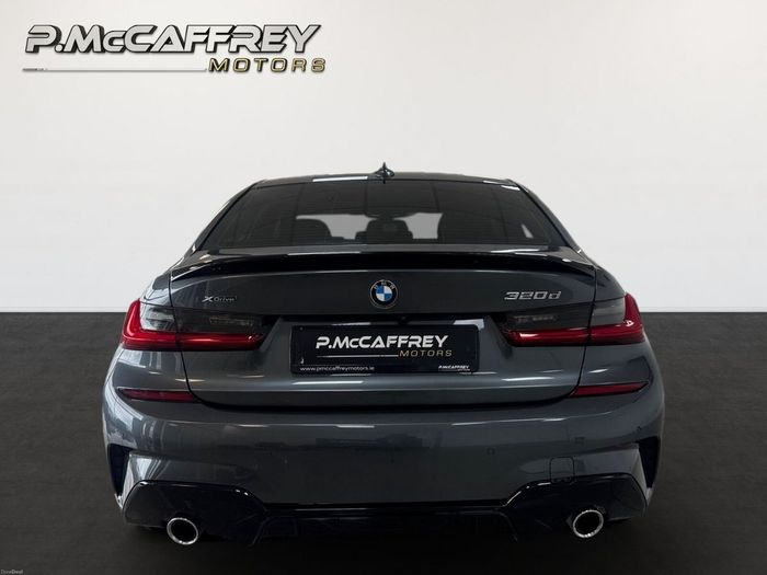 BMW 3 Series 2021