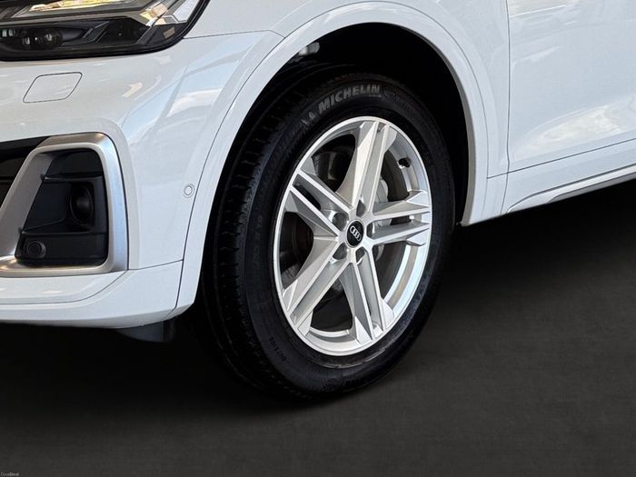Audi Q5 2021