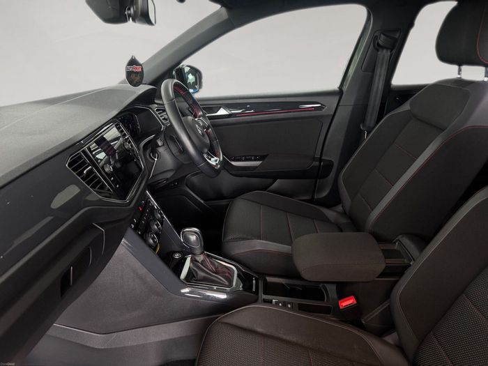 Volkswagen T-Roc 2021
