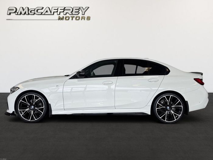 BMW 3 Series 2022