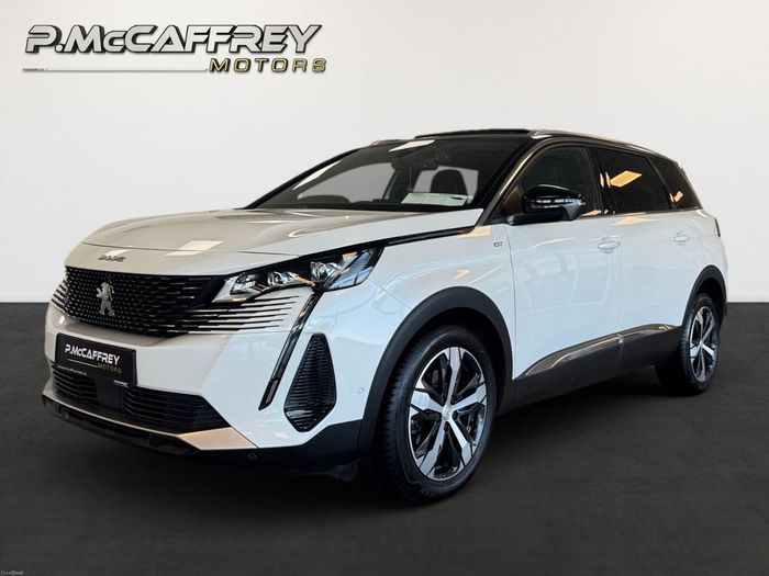 Peugeot 5008 2021