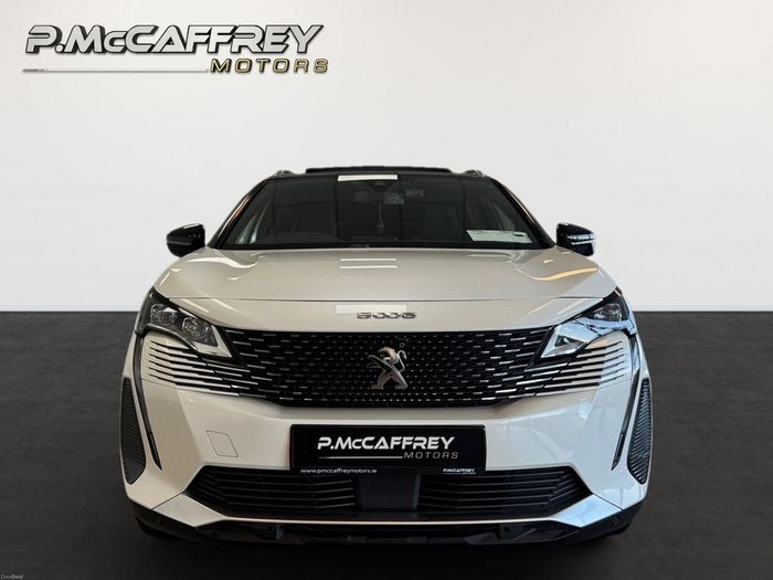 Peugeot 5008 2021