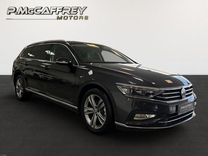 Volkswagen Passat 2022