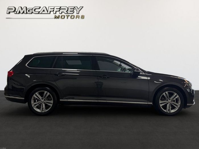 Volkswagen Passat 2022