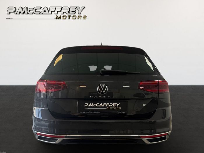 Volkswagen Passat 2022