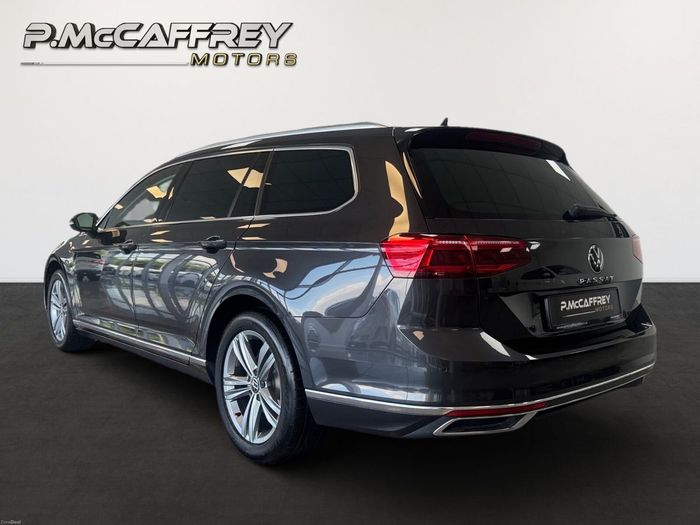 Volkswagen Passat 2022