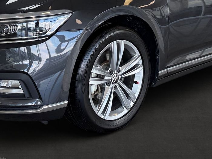 Volkswagen Passat 2022