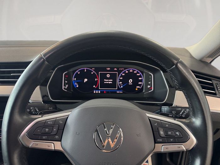 Volkswagen Passat 2022
