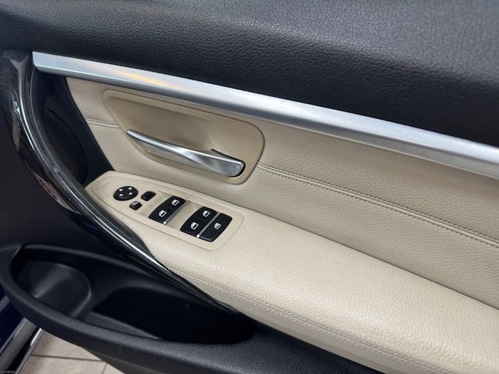 BMW 3 Series 2016