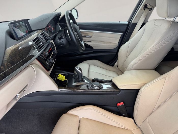 BMW 3 Series 2016