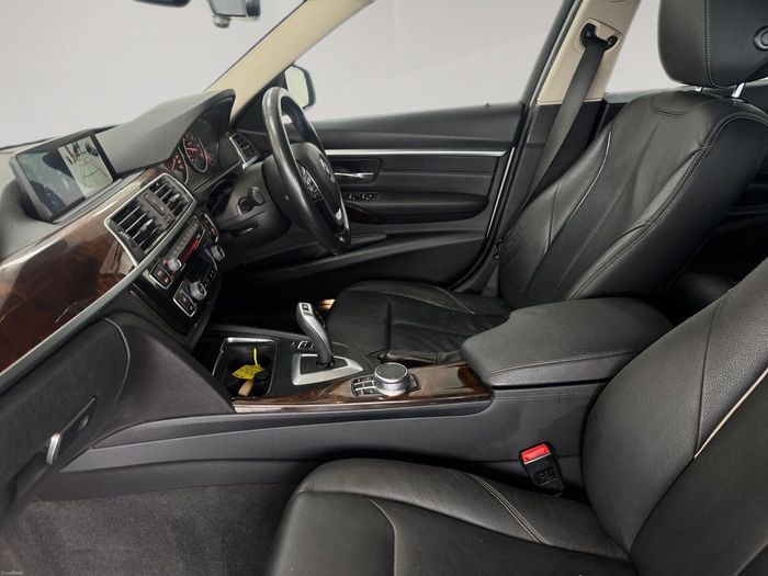 BMW 3 Series 2017