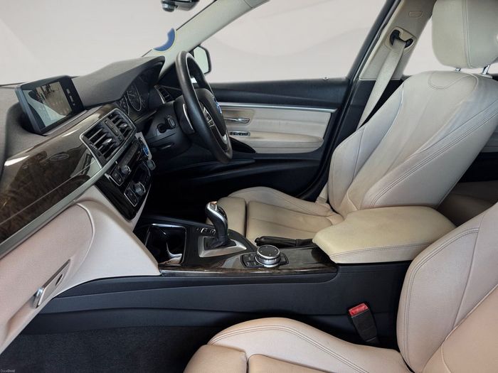 BMW 3 Series 2015