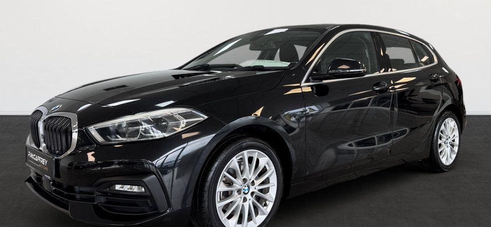 BMW 1 Series 2021