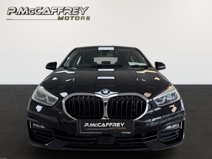 BMW 1 Series 2021