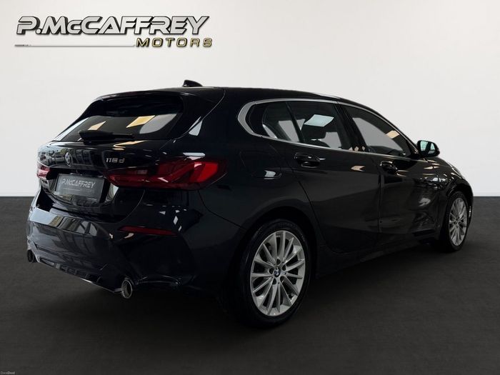 BMW 1 Series 2021