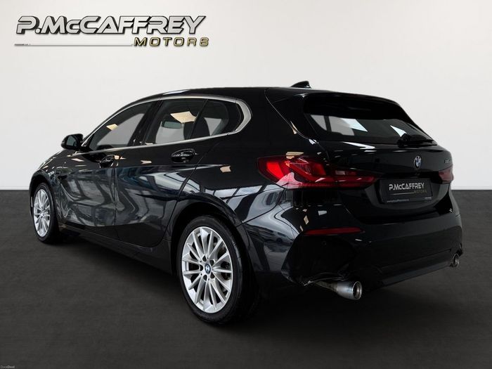 BMW 1 Series 2021