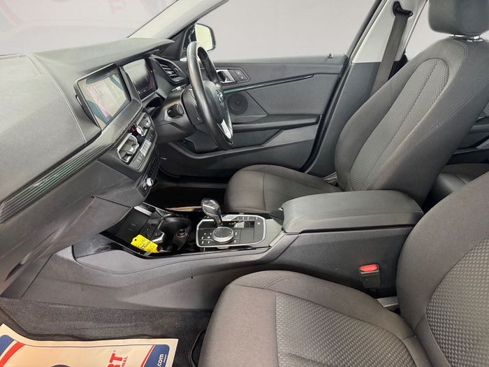 BMW 1 Series 2021