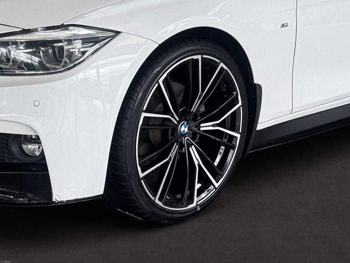 BMW 3 Series 2018