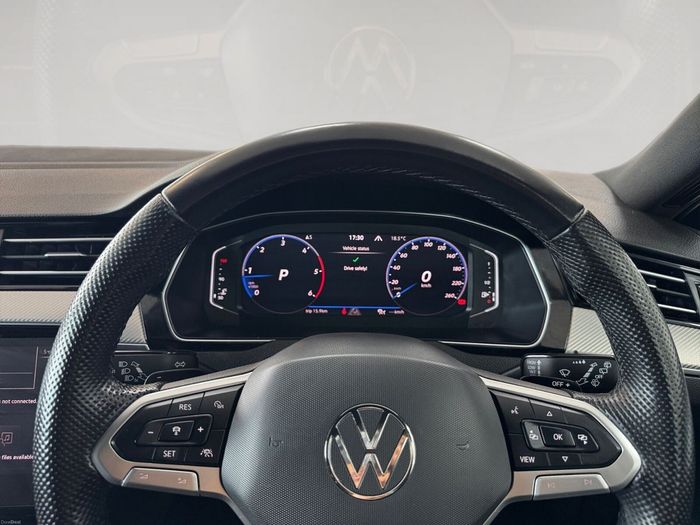 Volkswagen Passat 2021