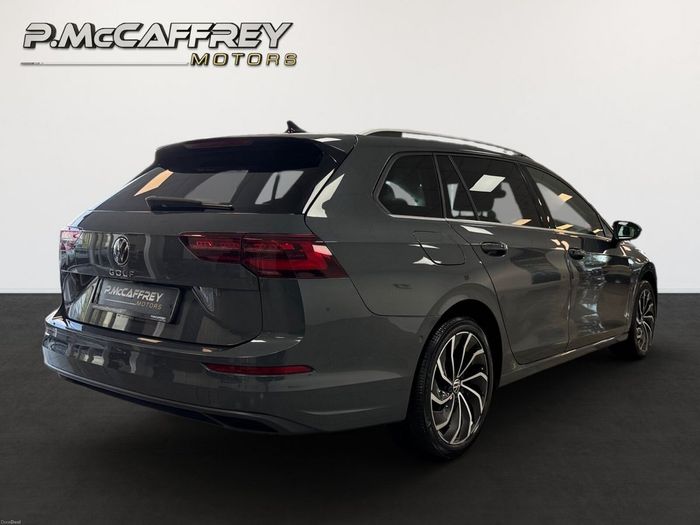 Volkswagen Golf 2023