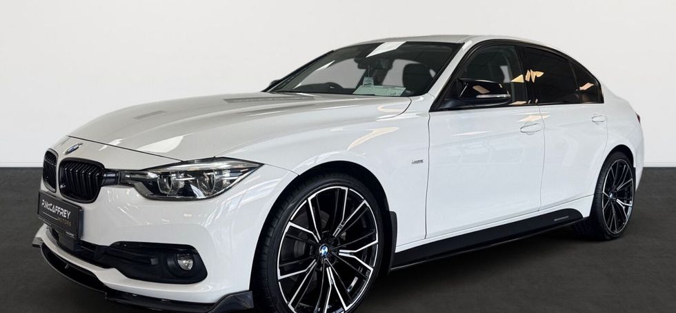 BMW 3 Series 2016
