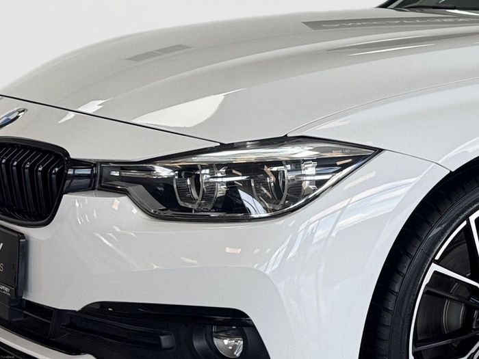 BMW 3 Series 2016