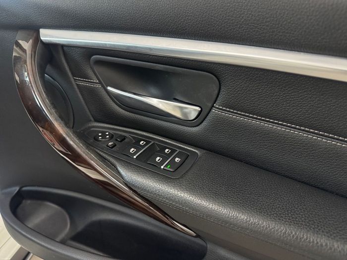 BMW 3 Series 2016