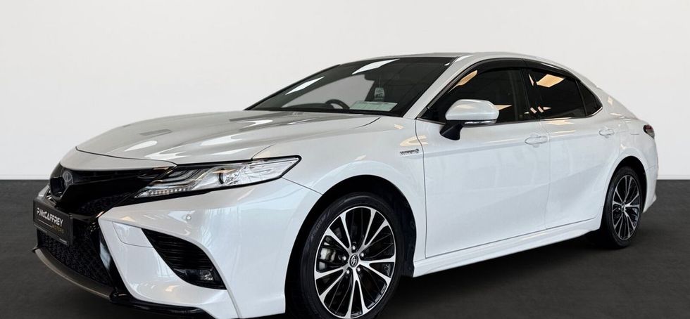 Toyota Camry 2019