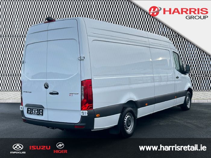 Mercedes-Benz Sprinter 2024