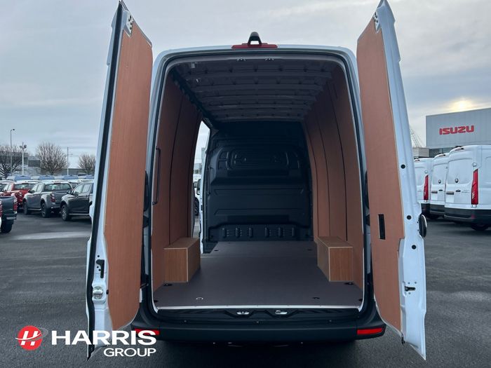 Mercedes-Benz Sprinter 2024
