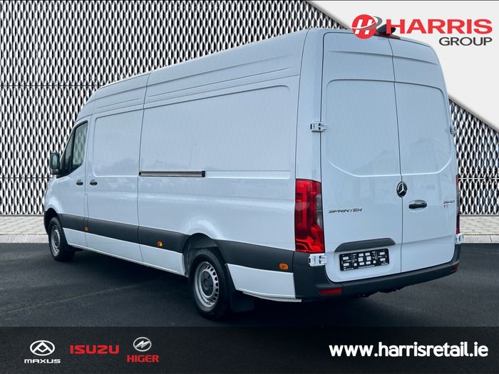 Mercedes-Benz Sprinter 2024