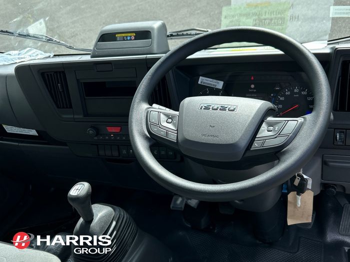 Isuzu NNR 2026