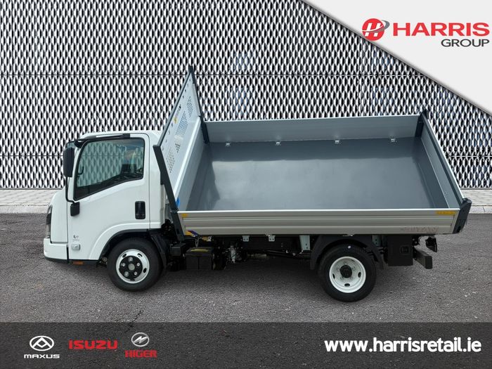 Isuzu NNR 2026