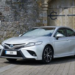 Toyota Camry 2019
