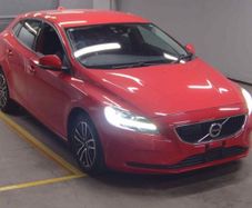 Volvo V40 2018