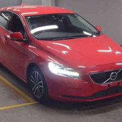 Volvo V40 2018