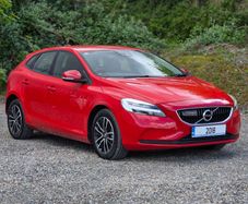 Volvo V40 2018