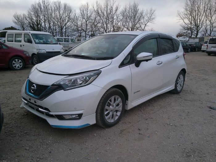 Nissan NOTE 2018