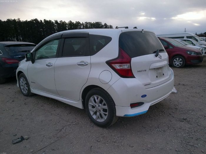 Nissan NOTE 2018